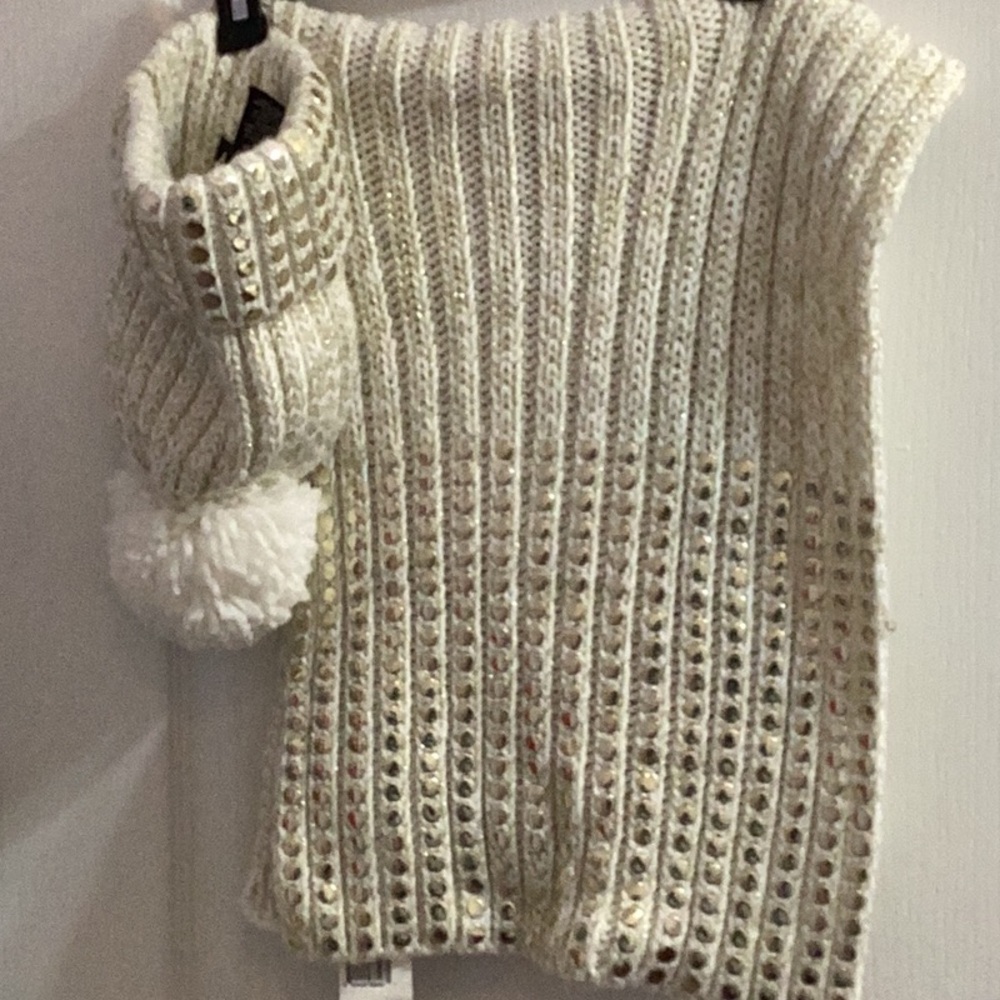 Cream, scarf and beanie with gold design DKNY brand